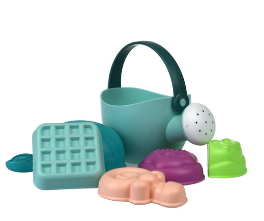 Lets Play Beach Toy: Baking Set.